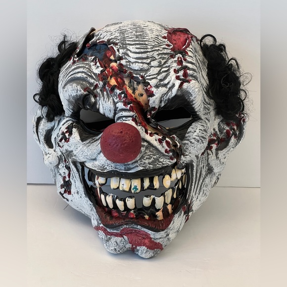 Halloween Mask - In Stitches Face Ripper Mask with Tear away face. - Picture 3 of 10